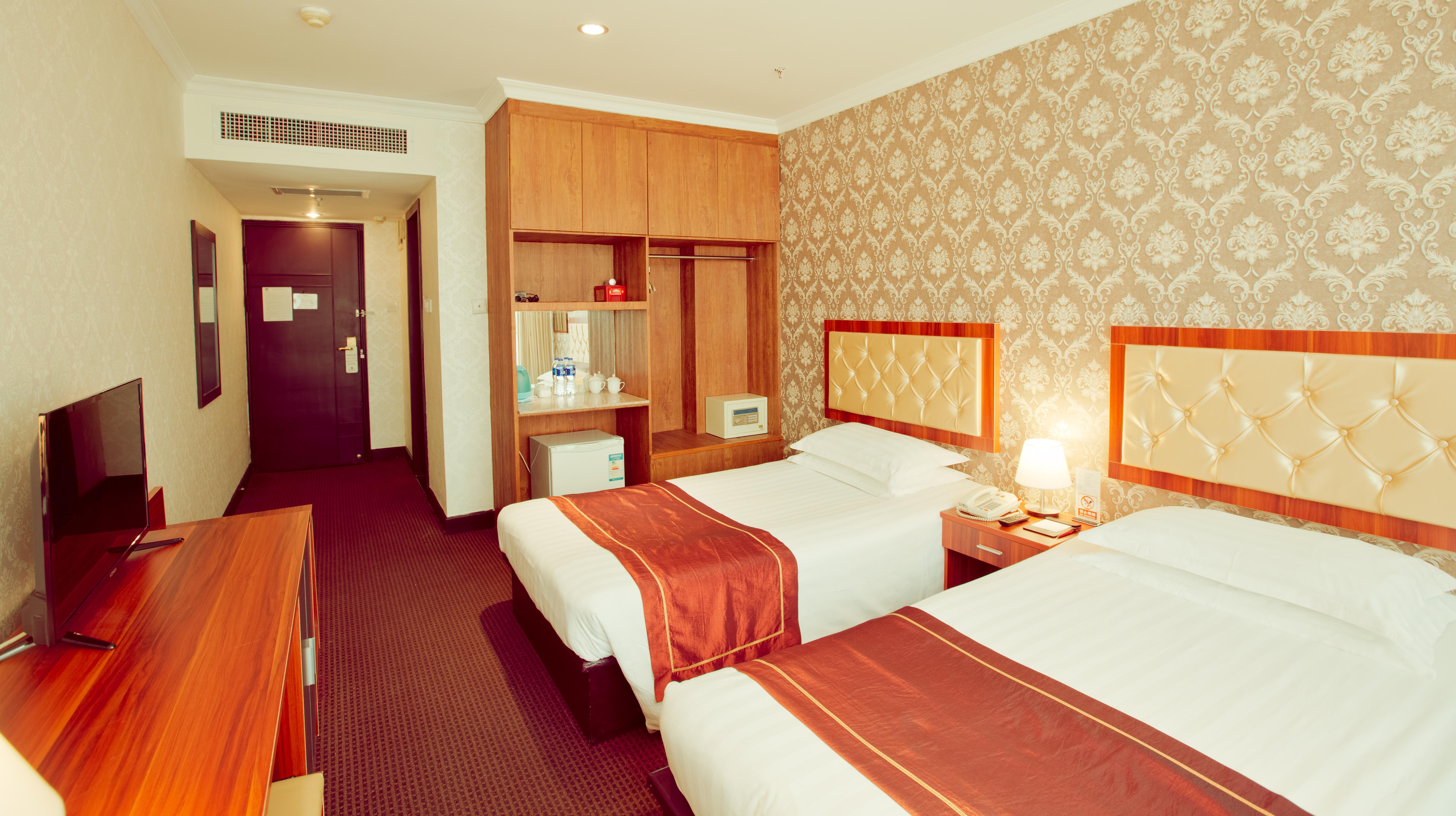 Magnificent International Hotel Shanghai Exterior photo